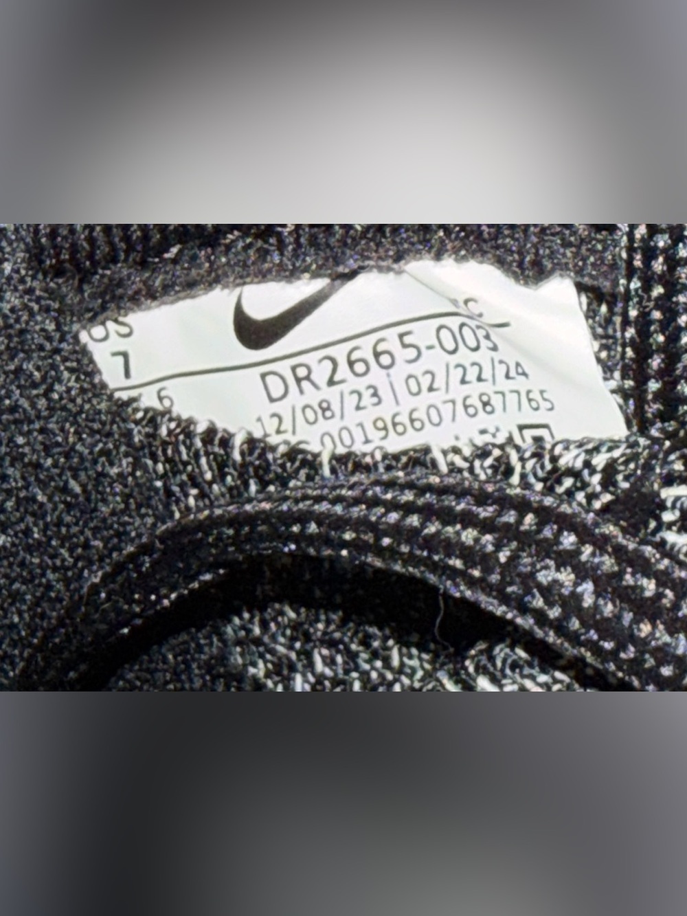 NWOT- Women’s- Nike- Sz 7- ReactX Infinity Run 4- Running Shoes- Black/ “Oreo” - Picture 5 of 5